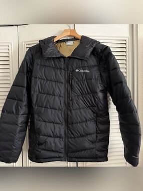 Columbia Black Quilted Puffer Jacket with Chest Zip